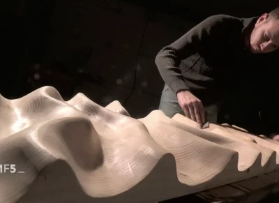table-basse-en-bois-fait-main-design-naturel